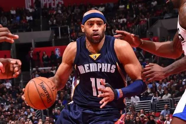 地进攻中 地进攻中