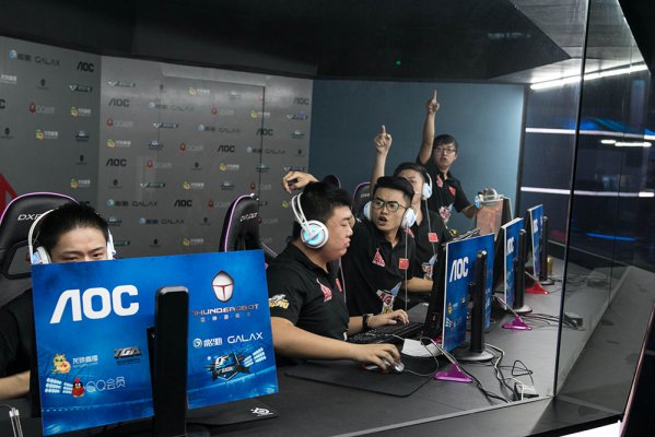 意外中的意 意外中的意