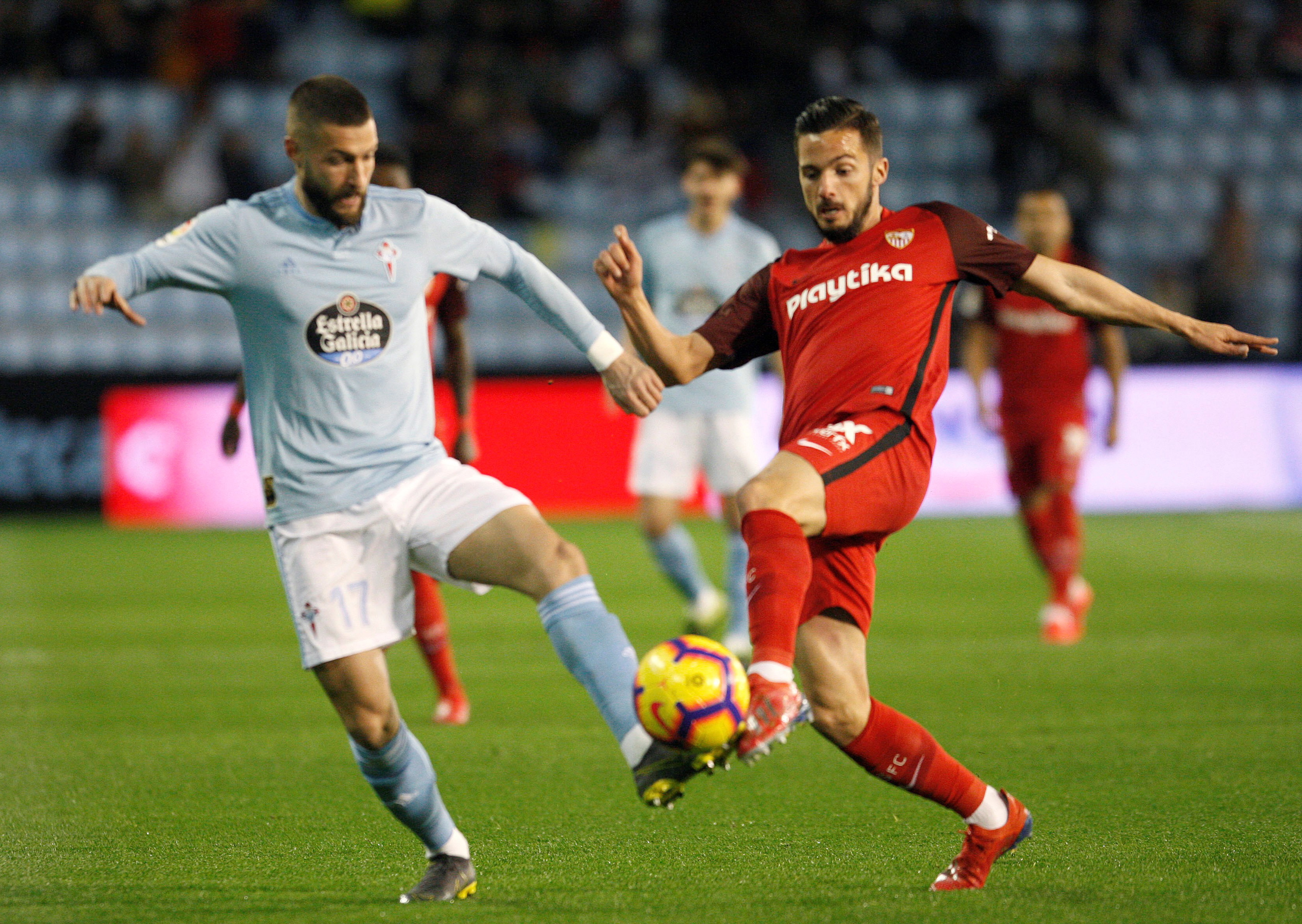 是现代足球 是现代足球