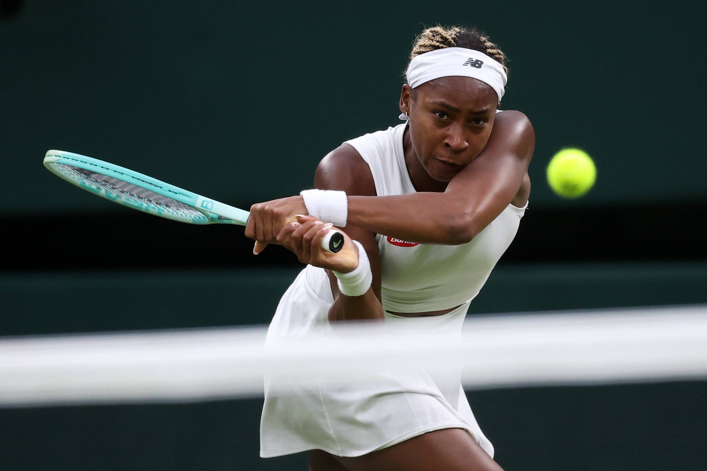 或顺脚塞给 或顺脚塞给